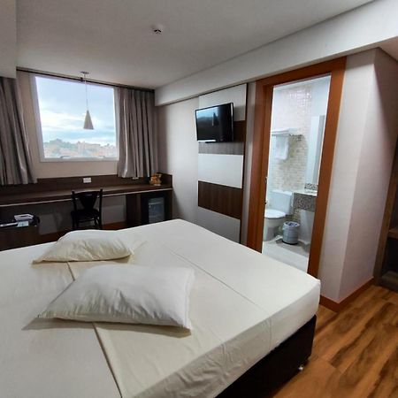 Hotel Maestro Executive Toledo Toledo  Exteriör bild