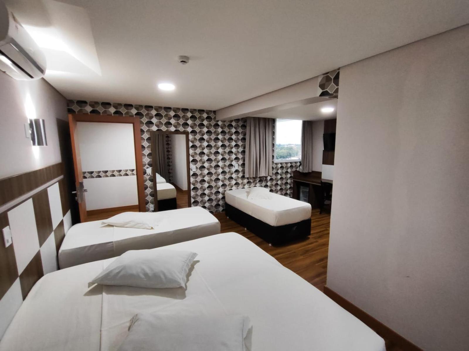 Hotel Maestro Executive Toledo Toledo  Exteriör bild